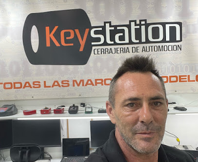 cerrajero Copia Llaves Coche Málaga – Keystation