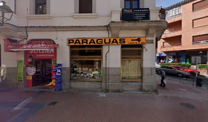 cerrajero Paraguas Llaves En El Acto